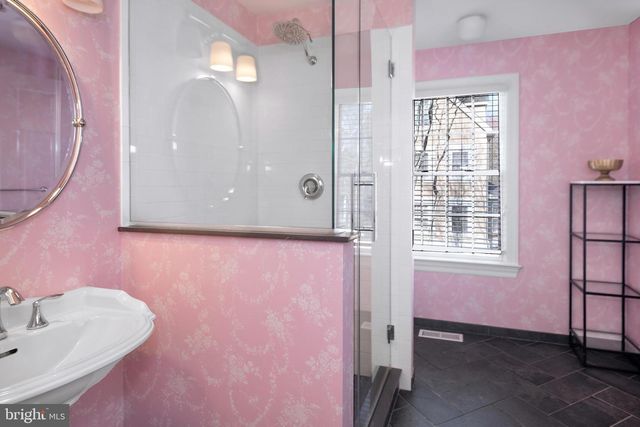 3 GOVERNORS LN, Princeton, NJ 08540