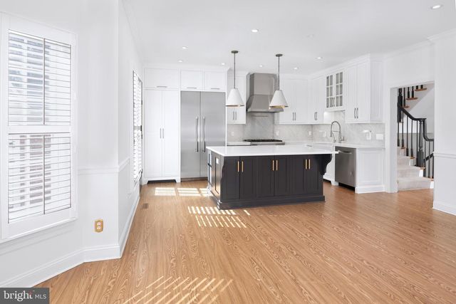 3 GOVERNORS LN, Princeton, NJ 08540