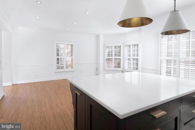 3 GOVERNORS LN, Princeton, NJ 08540