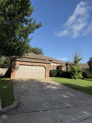 6014 Fern Meadow Road, Arlington, TX 76017