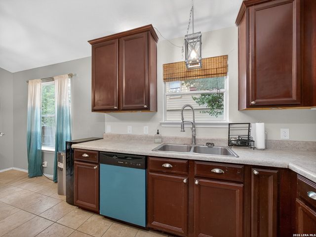 211 Starling Creek, New Braunfels, TX 78130