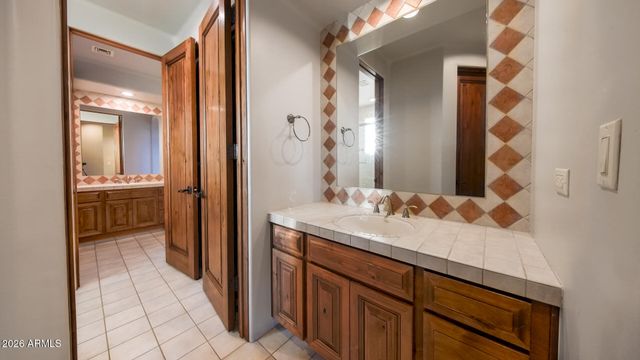 9290 E THOMPSON PEAK Parkway 421, Scottsdale, AZ 85255