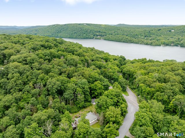 2 Leach Hollow Road, Sherman, CT 06784