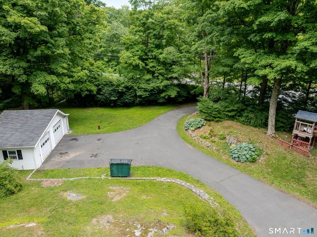 2 Leach Hollow Road, Sherman, CT 06784