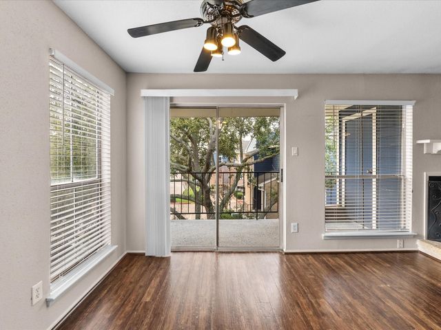 18519 Egret Bay Boulevard 1802, Webster, TX 77058