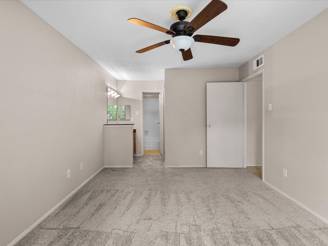 18519 Egret Bay Boulevard 1802, Webster, TX 77058