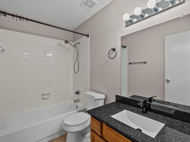 18519 Egret Bay Boulevard 1802, Webster, TX 77058