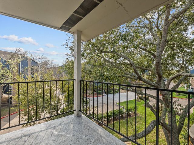 18519 Egret Bay Boulevard 1802, Webster, TX 77058