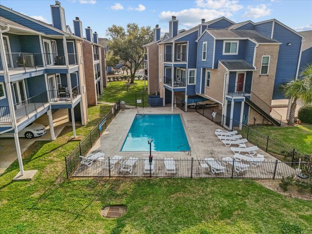 18519 Egret Bay Boulevard 1802, Webster, TX 77058