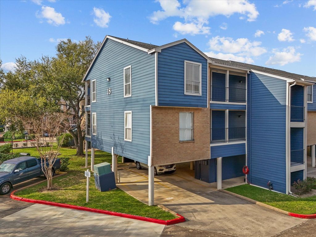 18519 Egret Bay Boulevard 1802, Webster, TX 77058