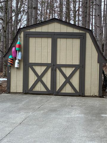 4179 Bridlewood Drive, Long Lake Twp, MI 49685