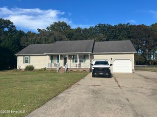 200 Dramtree Drive, Elizabeth City, NC 27909