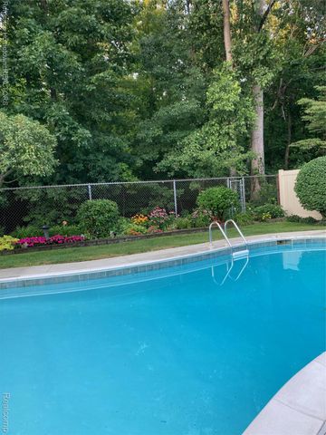 46490 Bartlett Drive, Canton Charter Township, MI 48187