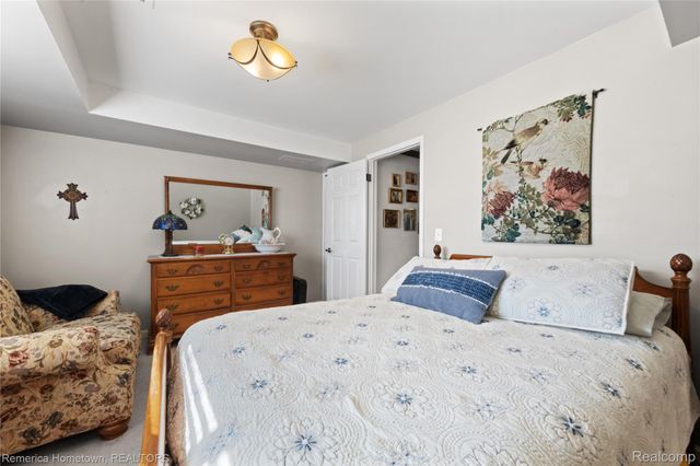 46490 Bartlett Drive, Canton Charter Township, MI 48187