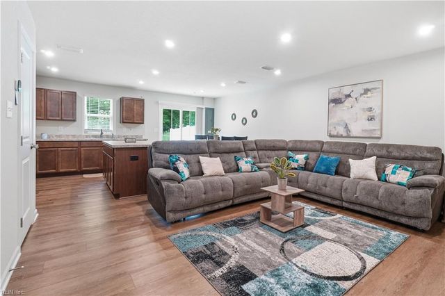 1705 Raven WAY, Elizabeth City, NC 27909