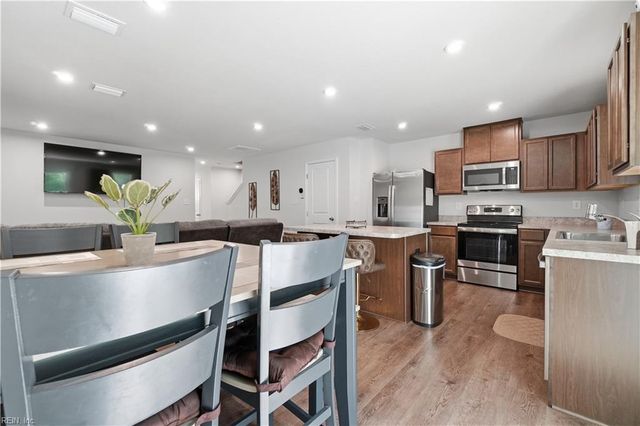 1705 Raven WAY, Elizabeth City, NC 27909