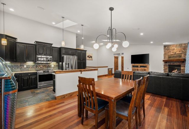 103 Crestview Dr, Colville, WA 99114