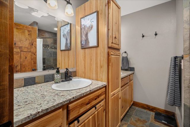 103 Crestview Dr, Colville, WA 99114