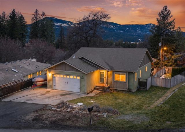 103 Crestview Dr, Colville, WA 99114