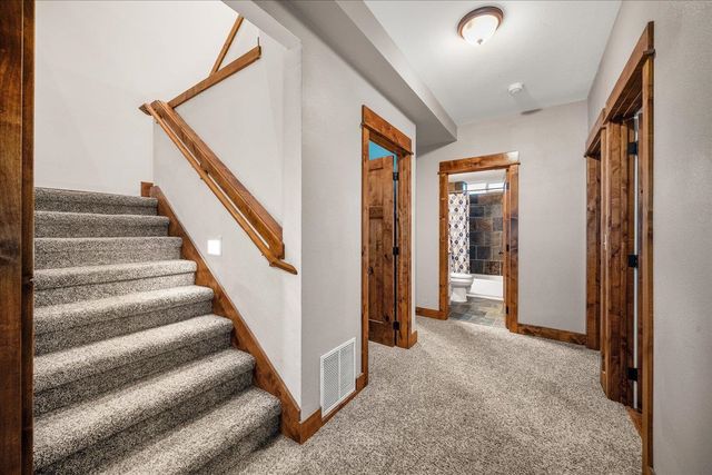 103 Crestview Dr, Colville, WA 99114