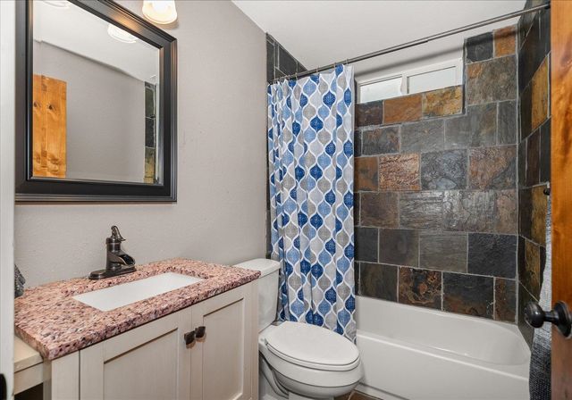 103 Crestview Dr, Colville, WA 99114