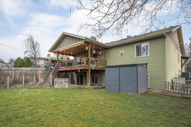 103 Crestview Dr, Colville, WA 99114