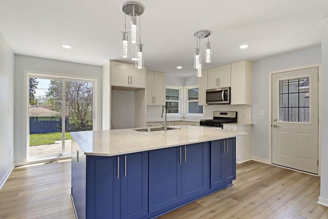 1237 Virginia STREET, Racine, WI 53405