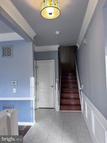 12221 SEAFORD CT, Woodbridge, VA 22192