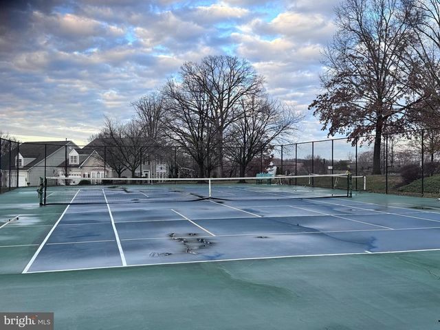 12221 SEAFORD CT, Woodbridge, VA 22192