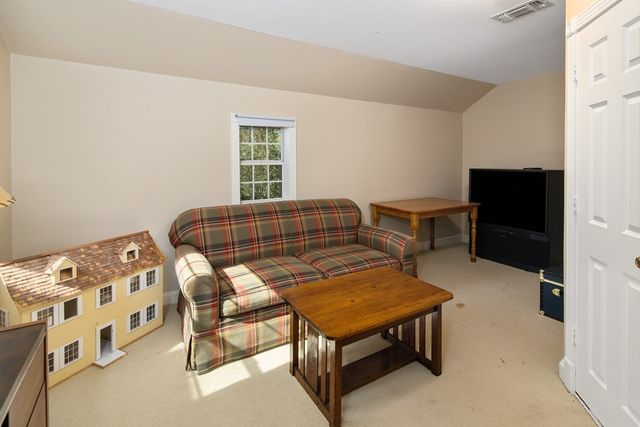 1409 Bending Brook Circle, Lufkin, TX 75904