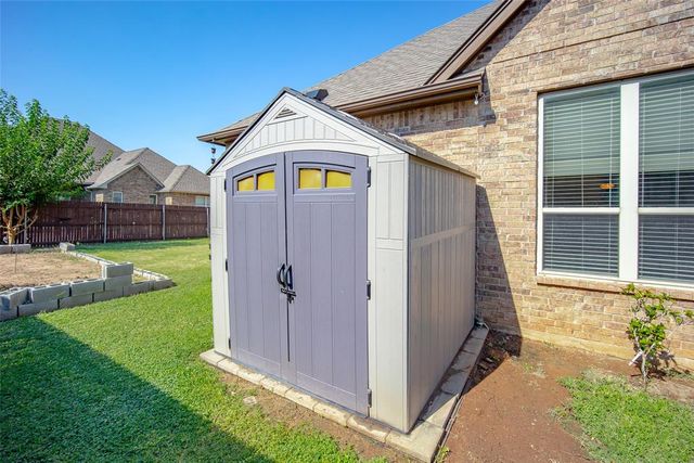 5908 NW 157th Street, Edmond, OK 73013