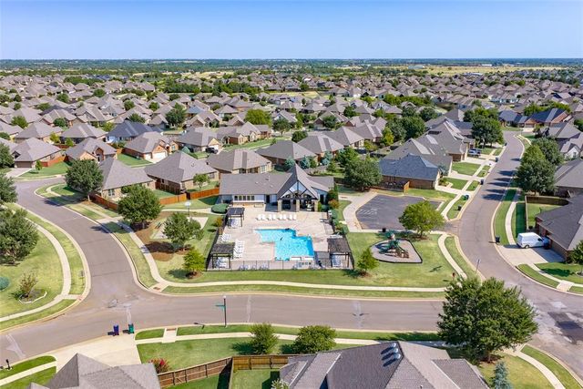5908 NW 157th Street, Edmond, OK 73013