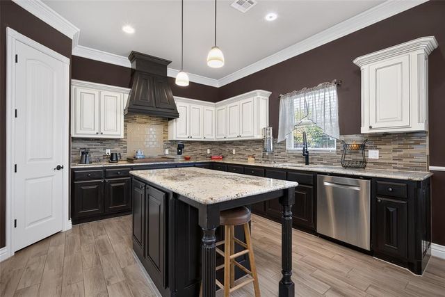 5908 NW 157th Street, Edmond, OK 73013