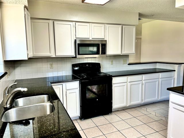 7305 Augusta Circle, Plano, TX 75025