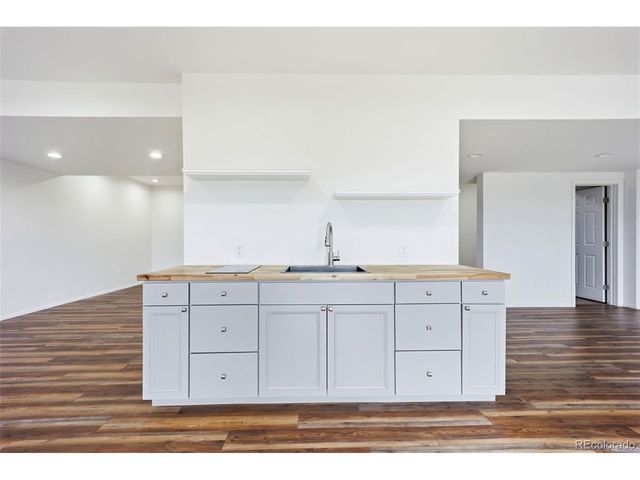 42007 Westchester Cir, Elizabeth, CO 80107