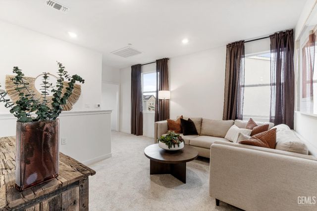 3830 Hickory Village Lane, Shafter, CA 93263