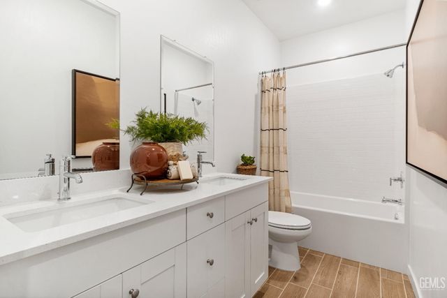 3830 Hickory Village Lane, Shafter, CA 93263