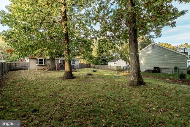 125 SCHOOLHOUSE TER, Mount Laurel, NJ 08054