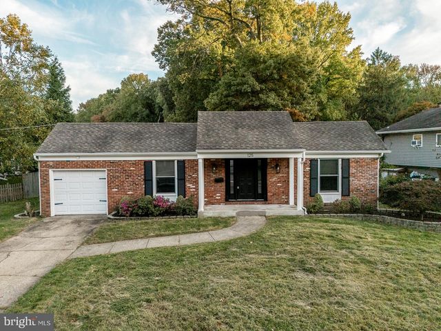 125 SCHOOLHOUSE TER, Mount Laurel, NJ 08054