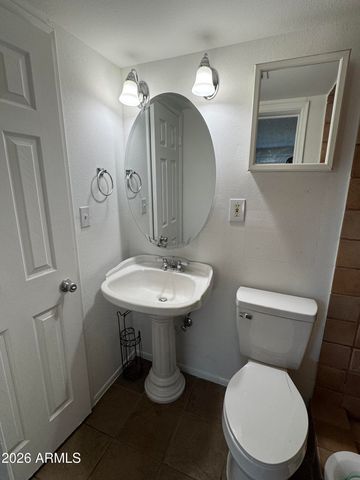 1904 W 3rd Street, Mesa, AZ 85201