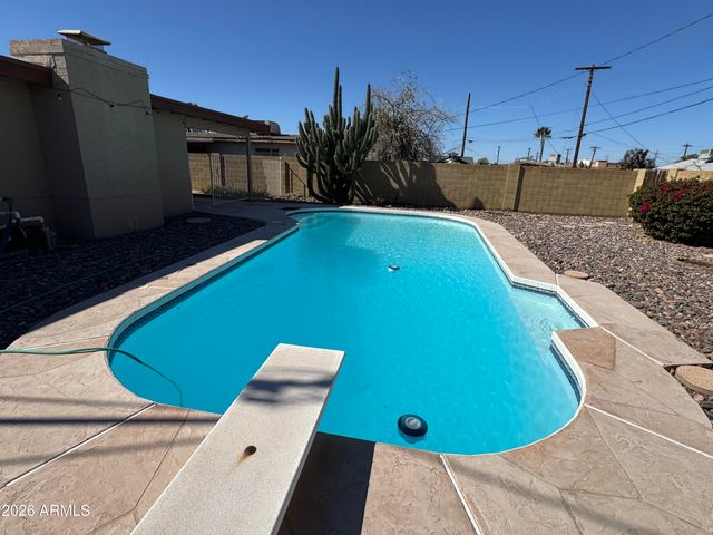 1904 W 3rd Street, Mesa, AZ 85201