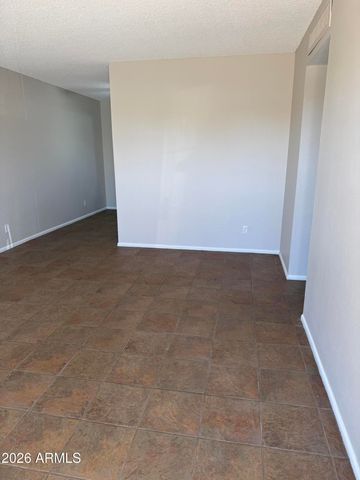 1904 W 3rd Street, Mesa, AZ 85201