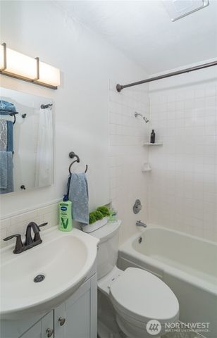 2043 Bethel Street NE, Olympia, WA 98506