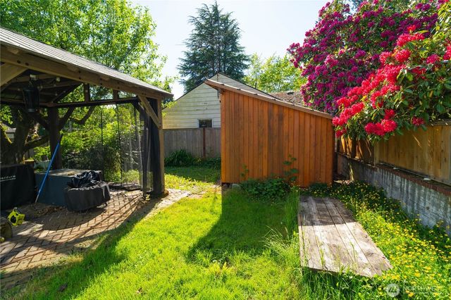 2043 Bethel Street NE, Olympia, WA 98506