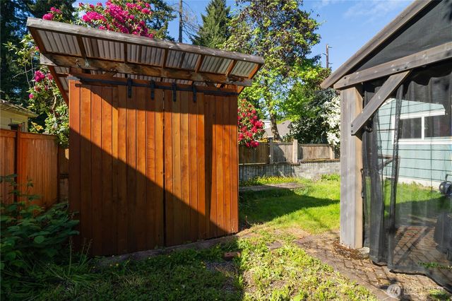 2043 Bethel Street NE, Olympia, WA 98506