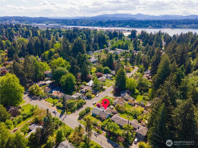2043 Bethel Street NE, Olympia, WA 98506