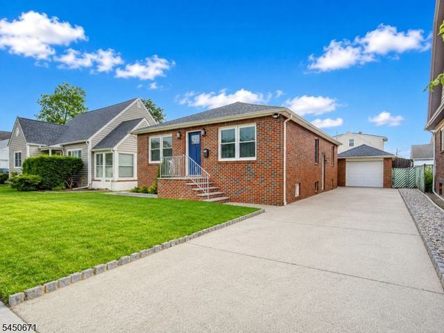21 N 18th St, Kenilworth Boro, NJ 07033