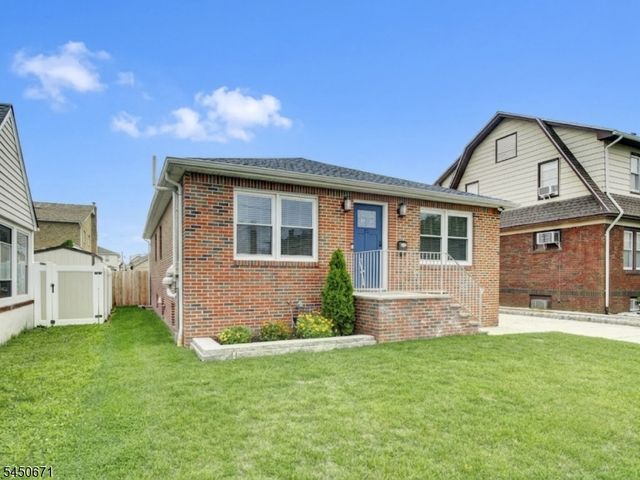 21 N 18th St, Kenilworth Boro, NJ 07033