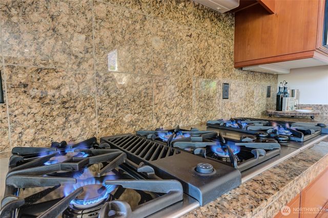 323 240th Place SE, Sammamish, WA 98074