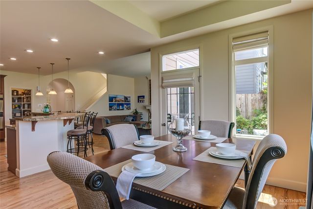 323 240th Place SE, Sammamish, WA 98074